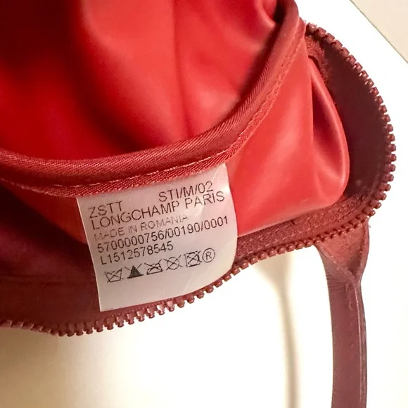 Authentic Longchamp Le Pliage Neo Crossbody Bag - Medium - Picture 5 of 13